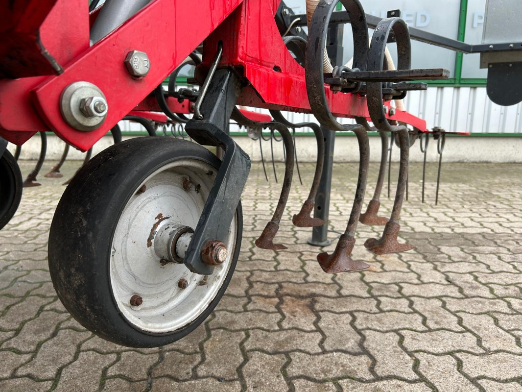 Kongskilde VCO-I / 8-75 Maishacke - Μηχανηματα λιπάσματα: φωτογραφία 4 Kongskilde VCO-I / 8-75 Maishacke - Μηχανηματα λιπάσματα: φωτογραφία 4