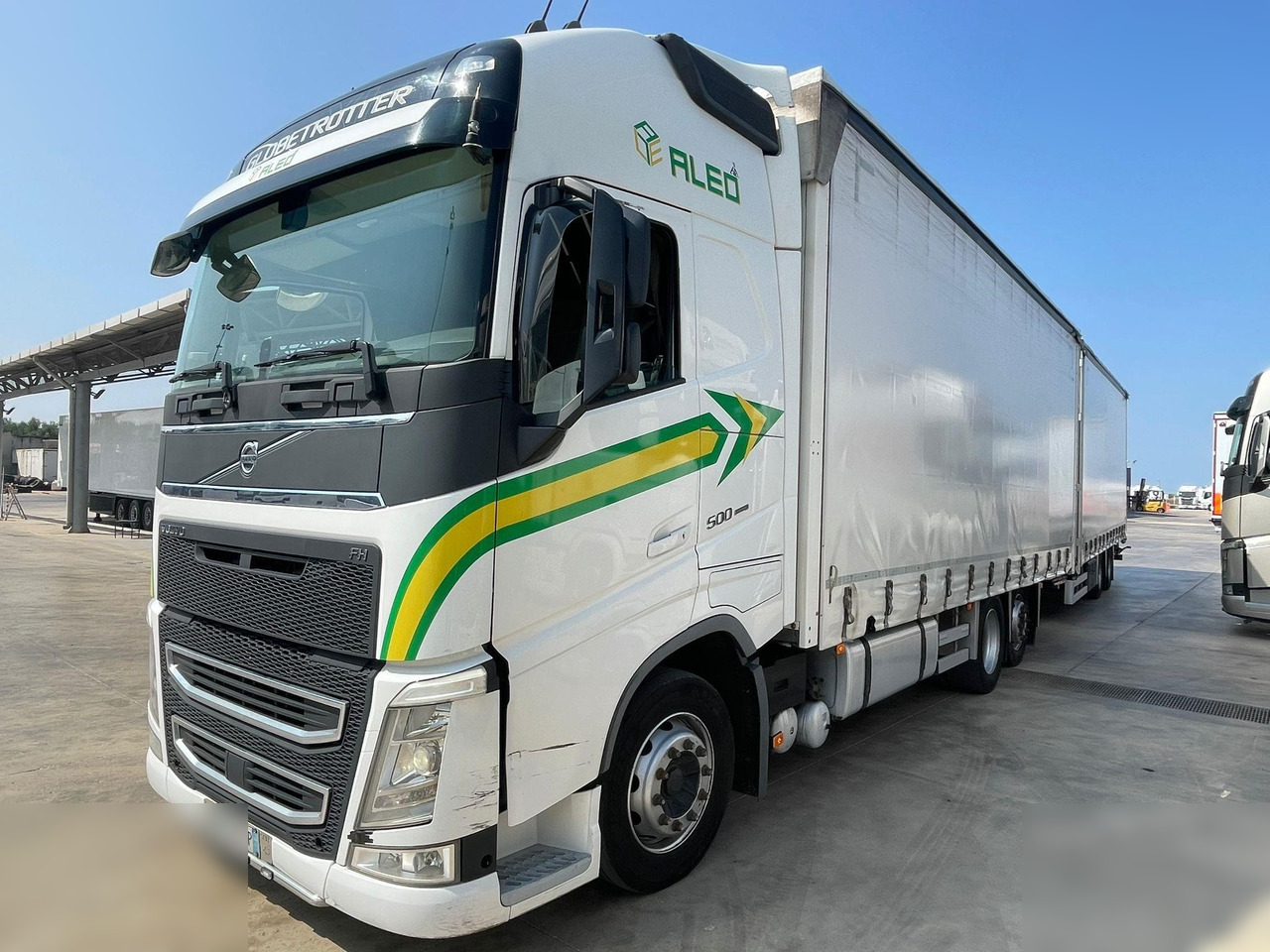 VOLVO FH13.500 - Φορτηγό μουσαμάς: φωτογραφία 2 VOLVO FH13.500 - Φορτηγό μουσαμάς: φωτογραφία 2