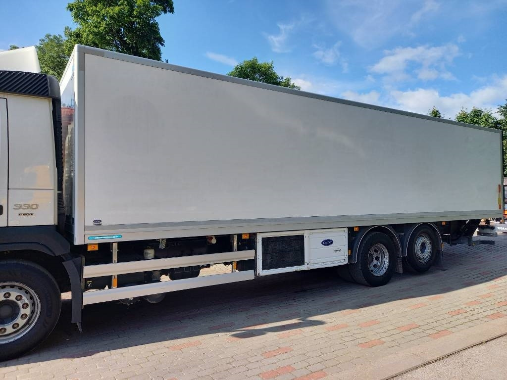 Φορτηγό ψυγείο Volvo FM 330, 6x2, CARRIER SUPRA 950 U: φωτογραφία 33