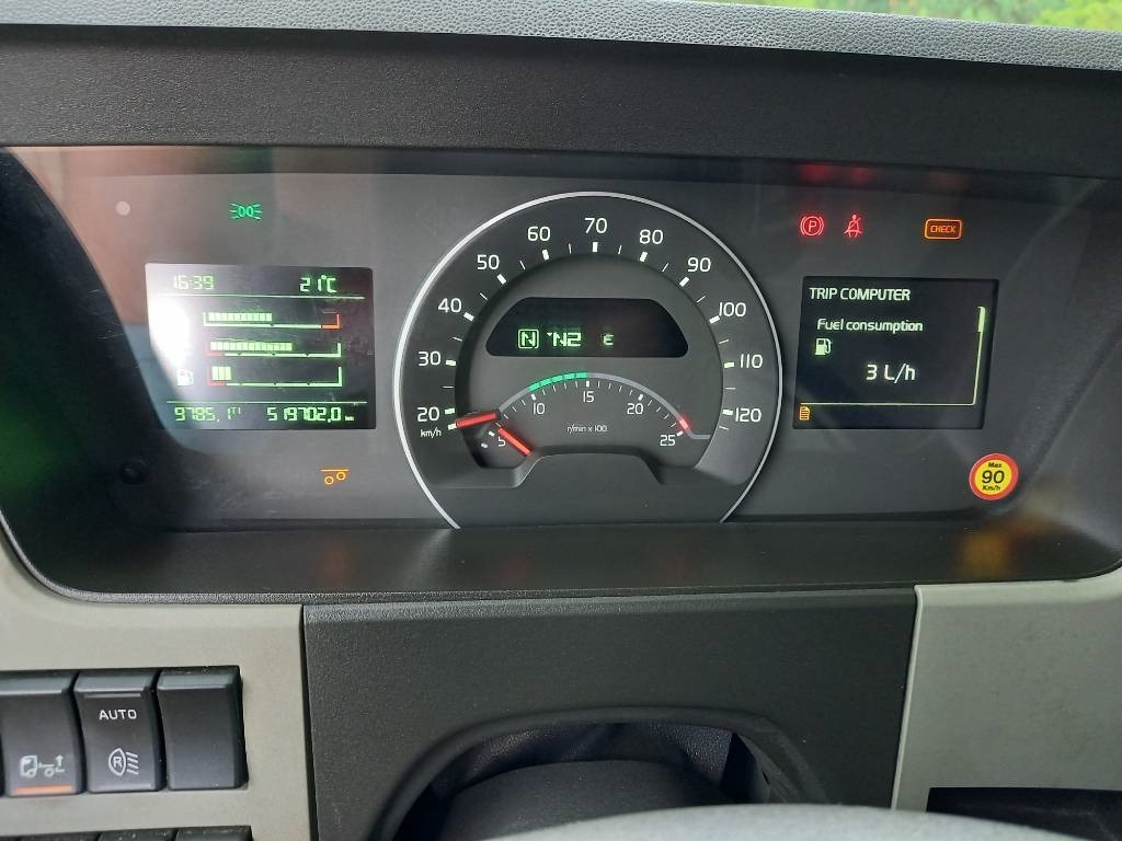 Φορτηγό ψυγείο Volvo FM 330, 6x2, CARRIER SUPRA 950 U: φωτογραφία 48