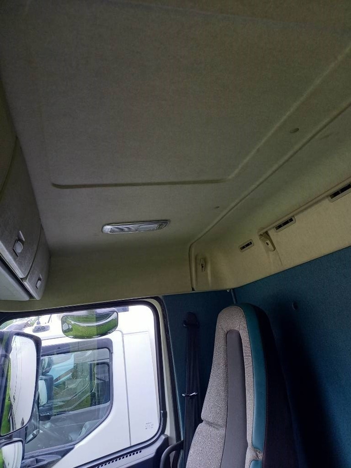 Φορτηγό ψυγείο Volvo FM 330, 6x2, CARRIER SUPRA 950 U: φωτογραφία 50