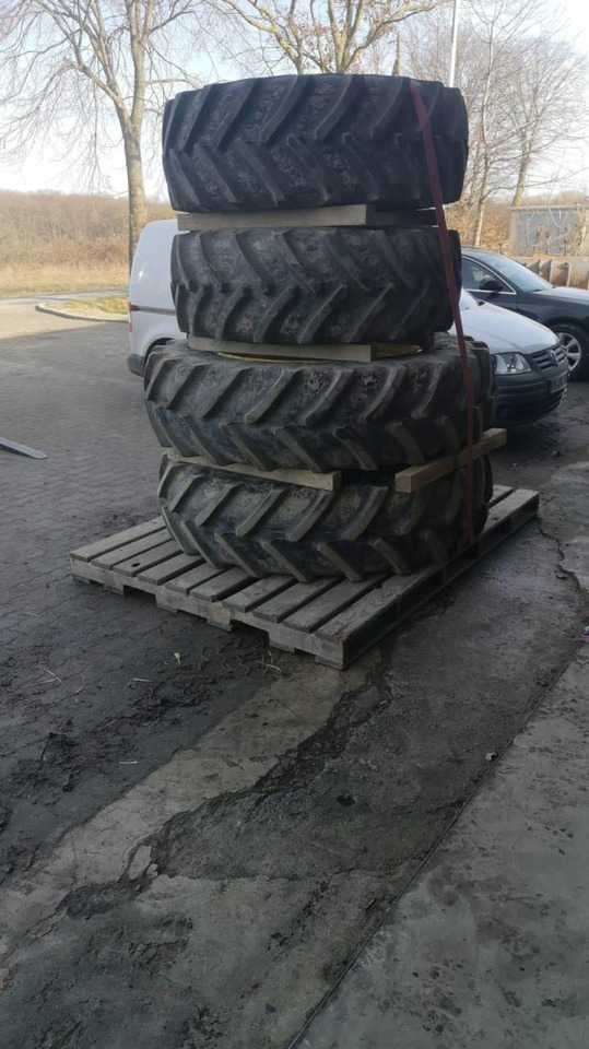Firestone 460/85R42 480/70R30 - Ελαστικό: φωτογραφία 1 Firestone 460/85R42 480/70R30 - Ελαστικό: φωτογραφία 1
