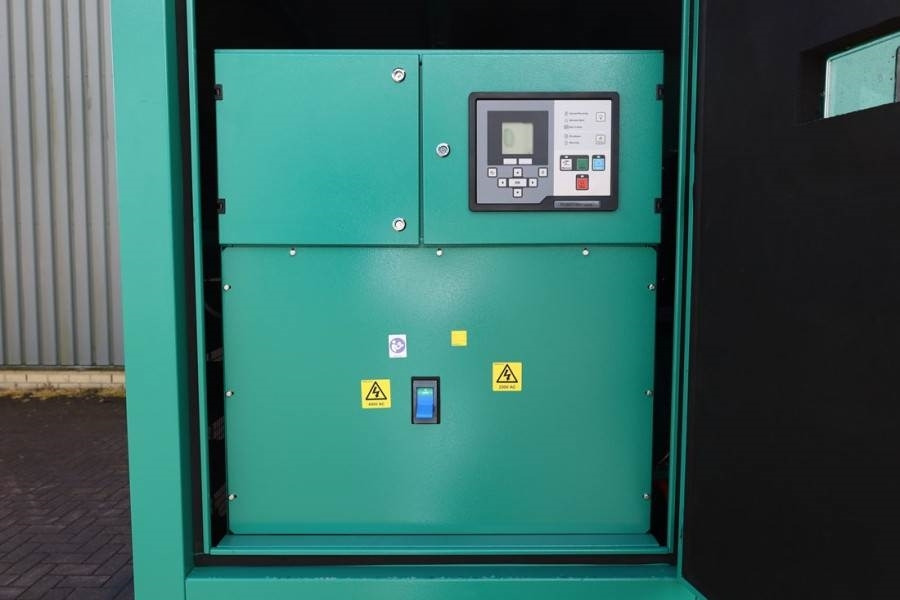 Cummins C550D5Q Declaration of Conformity, Diesel, 550kVA, - Βιομηχανική γεννήτρια: φωτογραφία 2 Cummins C550D5Q Declaration of Conformity, Diesel, 550kVA, - Βιομηχανική γεννήτρια: φωτογραφία 2
