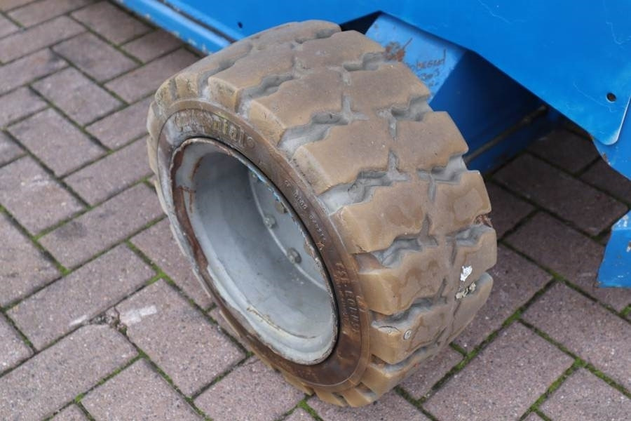 Ψαλιδωτό ανυψωτικό GSL S131 E16 Electric, 15.1m Working Height, 350kg: φωτογραφία 12