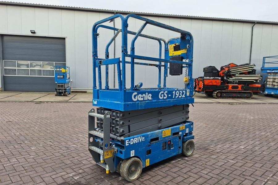 Genie GS1932 E-Drive Several In Stock, 8m Working Height - Ψαλιδωτό ανυψωτικό: φωτογραφία 2 Genie GS1932 E-Drive Several In Stock, 8m Working Height - Ψαλιδωτό ανυψωτικό: φωτογραφία 2