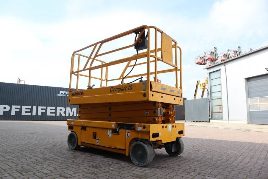 Ψαλιδωτό ανυψωτικό Haulotte COMPACT 10 Electric, 10m Working Height, 450kg Cap: φωτογραφία 7