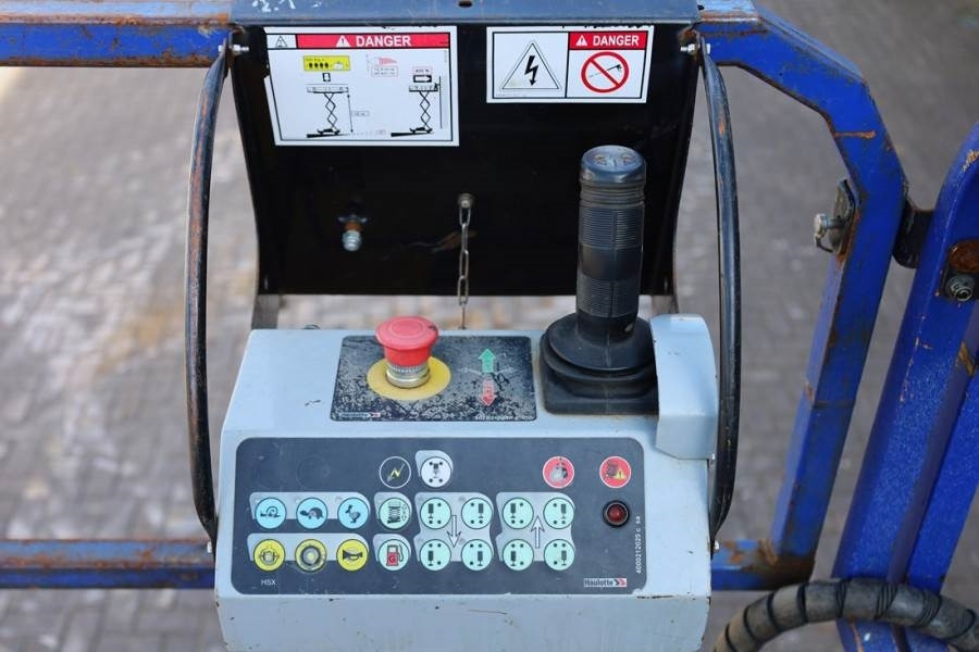 Haulotte H15SX Diesel, 4x4 Drive 15 Working Height, 500kg C - Ψαλιδωτό ανυψωτικό: φωτογραφία 3 Haulotte H15SX Diesel, 4x4 Drive 15 Working Height, 500kg C - Ψαλιδωτό ανυψωτικό: φωτογραφία 3