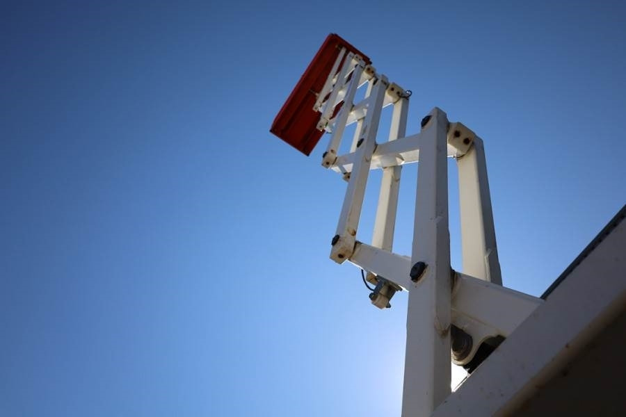 Holland Lift Ecostar HL-9710 Electric, 12m Working Height, 325k - Ψαλιδωτό ανυψωτικό: φωτογραφία 3 Holland Lift Ecostar HL-9710 Electric, 12m Working Height, 325k - Ψαλιδωτό ανυψωτικό: φωτογραφία 3