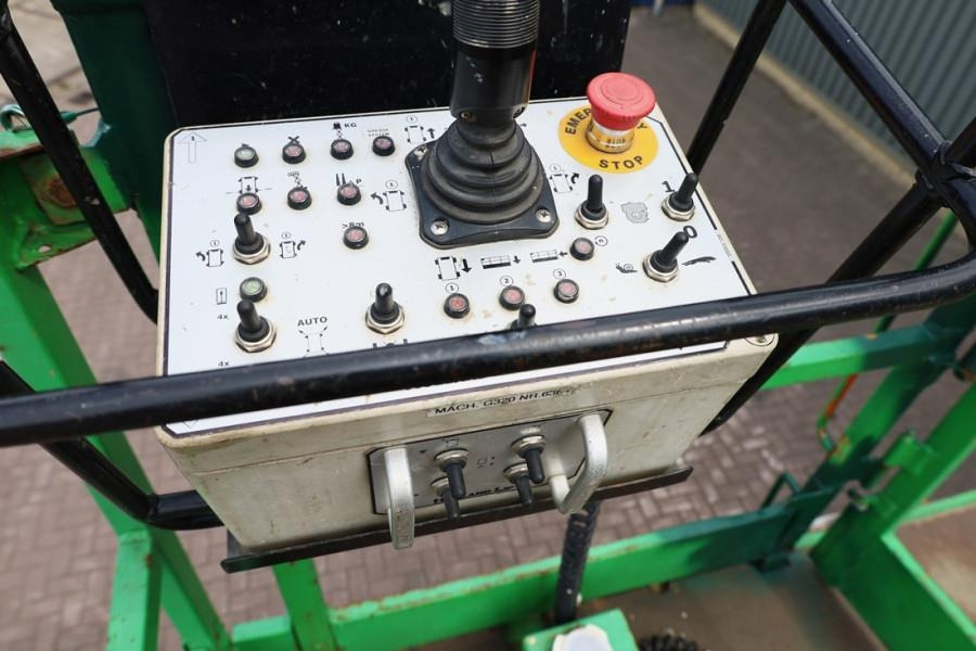 Holland Lift Megastar G-320DL30-4WDS/N Diesel, 4x4x4 Drive, 34m - Ψαλιδωτό ανυψωτικό: φωτογραφία 4 Holland Lift Megastar G-320DL30-4WDS/N Diesel, 4x4x4 Drive, 34m - Ψαλιδωτό ανυψωτικό: φωτογραφία 4