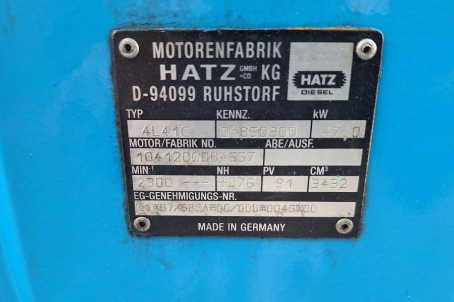 Ψαλιδωτό ανυψωτικό Holland Lift Megastar G300DL30/S Diesel, 4x4x4 Drive, 33.5m Wor: φωτογραφία 13 Ψαλιδωτό ανυψωτικό Holland Lift Megastar G300DL30/S Diesel, 4x4x4 Drive, 33.5m Wor: φωτογραφία 13