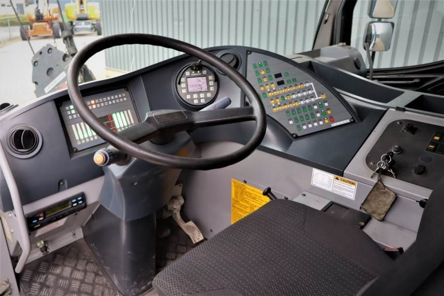 Liebherr LTM1050-3.1 6x4 Drive And 6-Wheel Steering, 50t Ca - Γερανός παντός εδάφους: φωτογραφία 4 Liebherr LTM1050-3.1 6x4 Drive And 6-Wheel Steering, 50t Ca - Γερανός παντός εδάφους: φωτογραφία 4