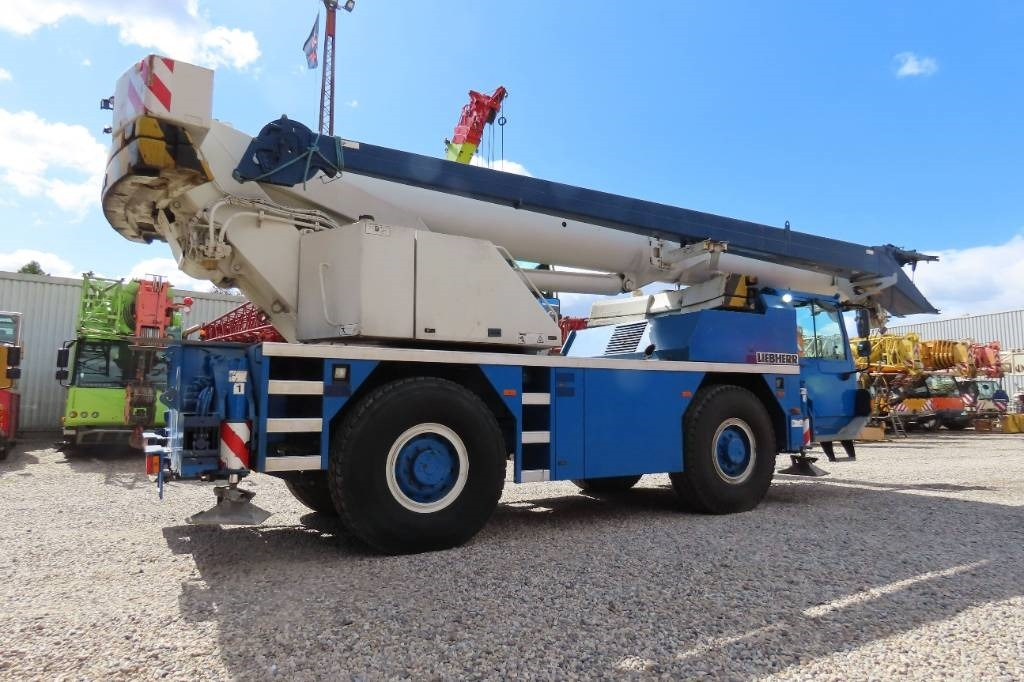 Liebherr LTM 1040-2.1 - Γερανός παντός εδάφους: φωτογραφία 3 Liebherr LTM 1040-2.1 - Γερανός παντός εδάφους: φωτογραφία 3
