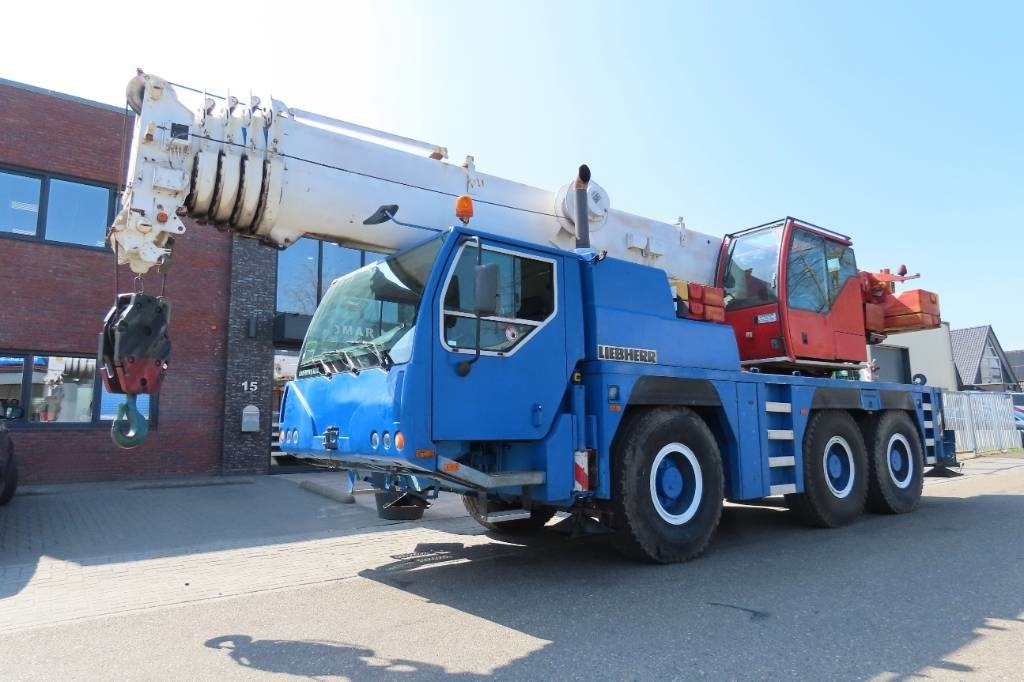 Liebherr LTM 1055-1 - Γερανός παντός εδάφους: φωτογραφία 1 Liebherr LTM 1055-1 - Γερανός παντός εδάφους: φωτογραφία 1