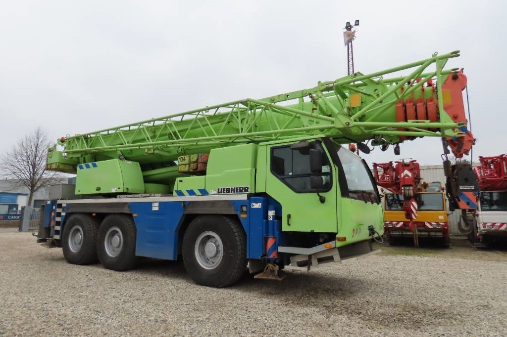 Liebherr LTM 1055-3.2 - Γερανός παντός εδάφους: φωτογραφία 2 Liebherr LTM 1055-3.2 - Γερανός παντός εδάφους: φωτογραφία 2