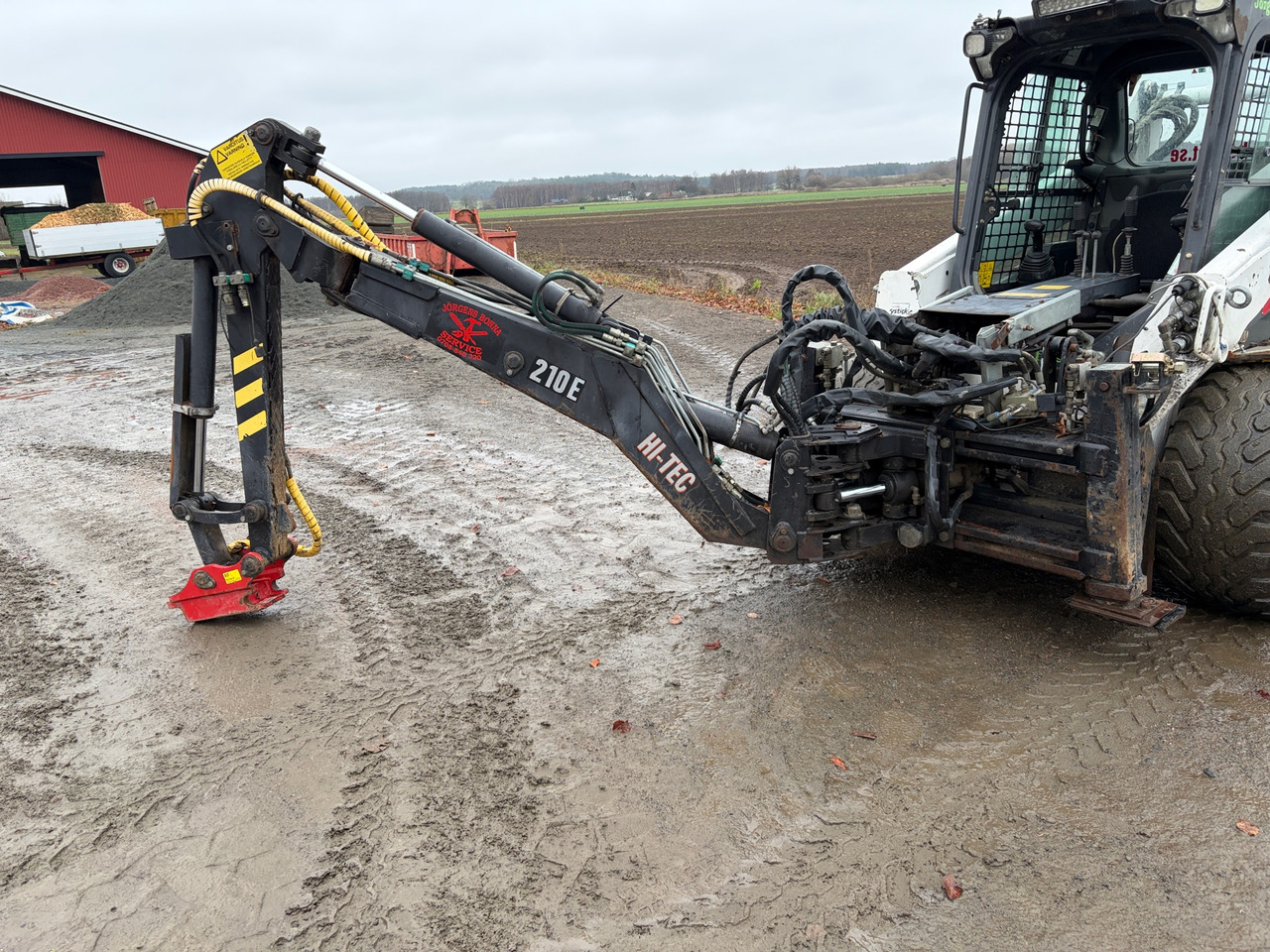 Bobcat HI-Tec 210E - Εξοπλισμού κατασκευών: φωτογραφία 1 Bobcat HI-Tec 210E - Εξοπλισμού κατασκευών: φωτογραφία 1