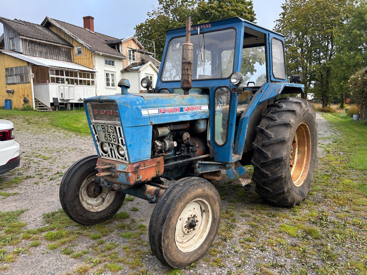 Ford 5000 - Τρακτέρ: φωτογραφία 1 Ford 5000 - Τρακτέρ: φωτογραφία 1