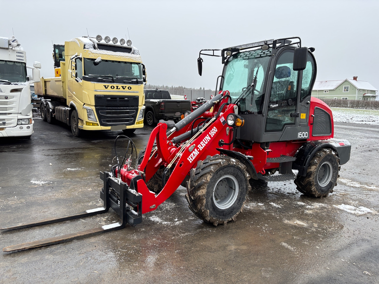 HZM-RRUN 1600 - Ελαστιχοφόρος φορτωτής: φωτογραφία 1 HZM-RRUN 1600 - Ελαστιχοφόρος φορτωτής: φωτογραφία 1