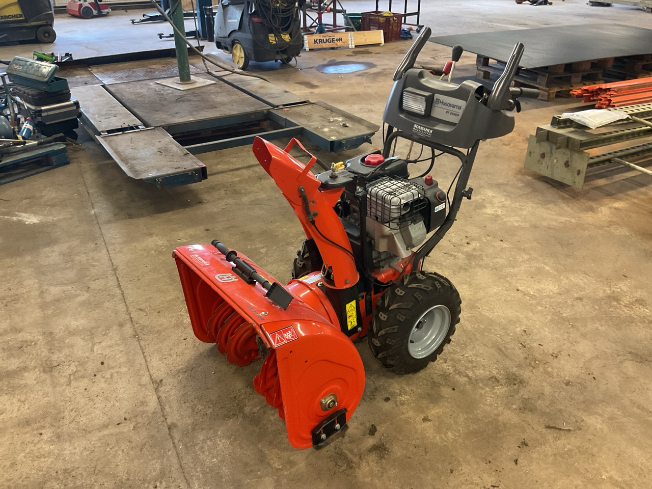 Husqvarna ST268EP - Παρελκόμενα για Κοινοτικο όχημα/ Ειδικό όχημα: φωτογραφία 1 Husqvarna ST268EP - Παρελκόμενα για Κοινοτικο όχημα/ Ειδικό όχημα: φωτογραφία 1