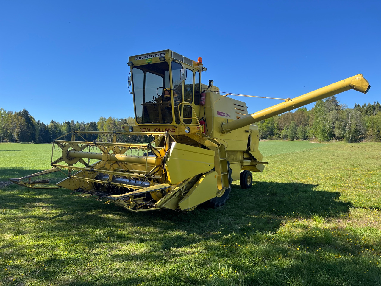 New Holland Clayson 1520 - Θεριζοαλωνιστική μηχανή: φωτογραφία 1 New Holland Clayson 1520 - Θεριζοαλωνιστική μηχανή: φωτογραφία 1