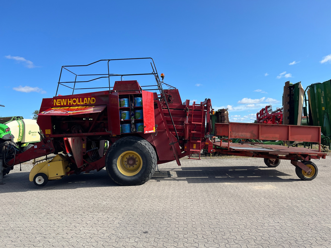 New Holland NH BB980 - Χορτοδετική μηχανή στρόγγυλης μπάλας: φωτογραφία 1 New Holland NH BB980 - Χορτοδετική μηχανή στρόγγυλης μπάλας: φωτογραφία 1