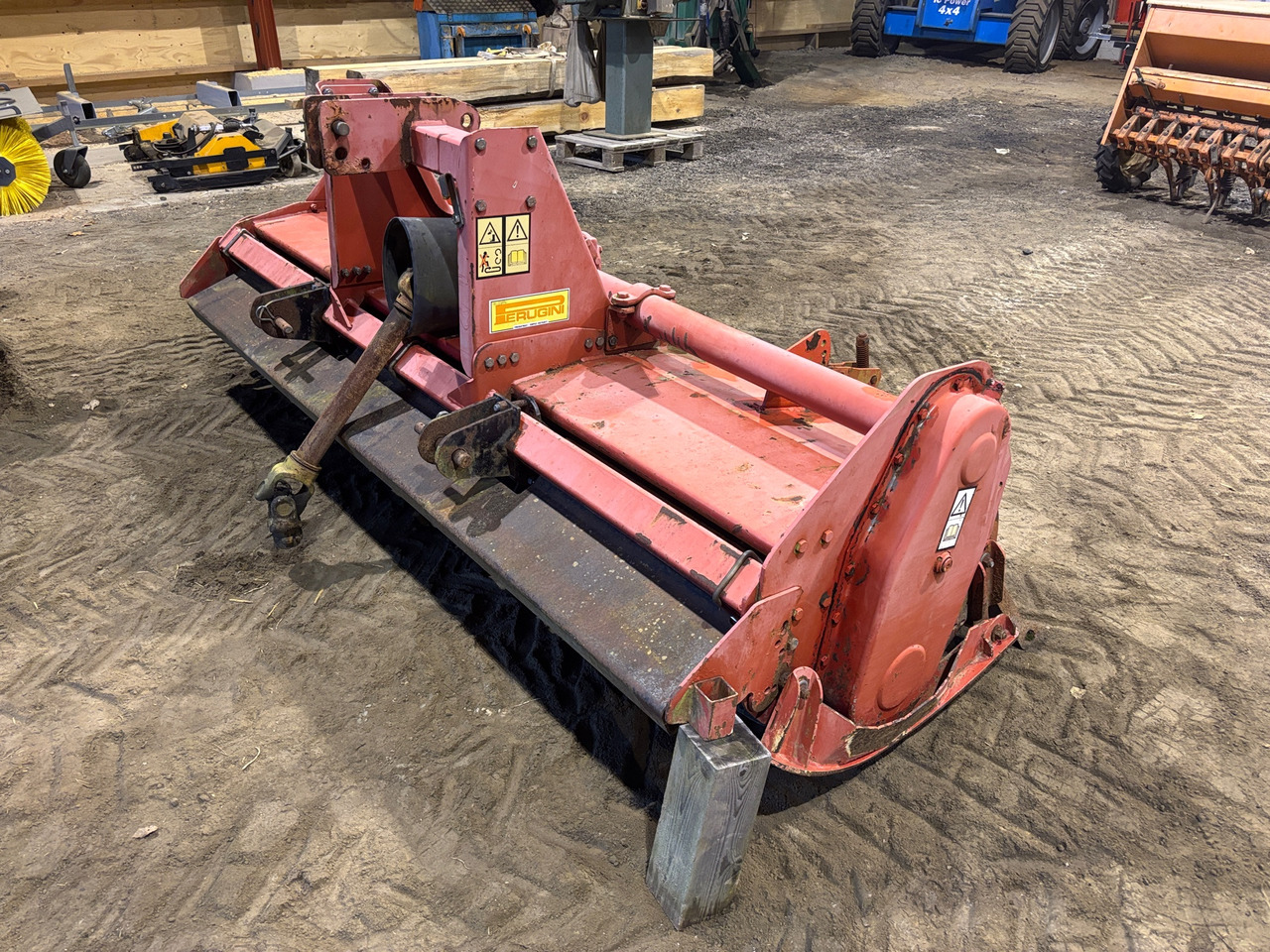 Perugini Ramar 235 - Καλλιεργητής: φωτογραφία 1 Perugini Ramar 235 - Καλλιεργητής: φωτογραφία 1