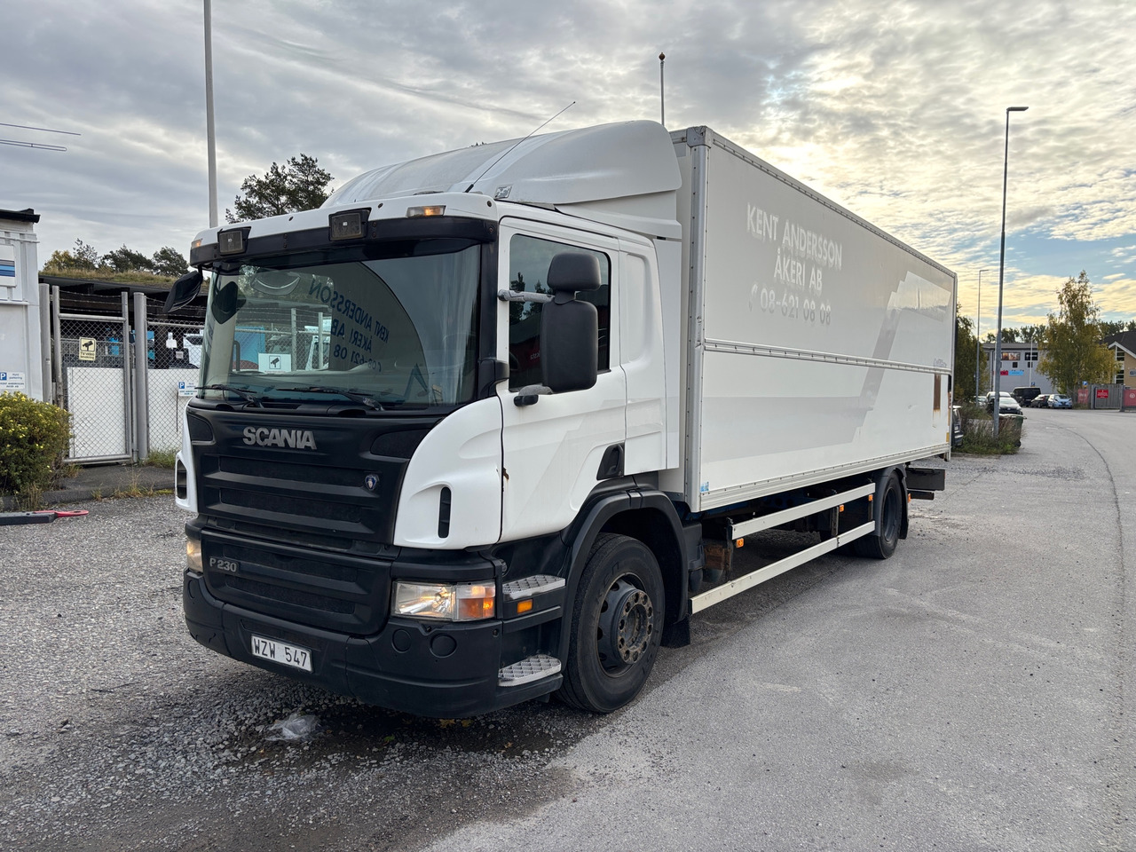 Scania P230LB4X2HNA - Φορτηγό: φωτογραφία 1 Scania P230LB4X2HNA - Φορτηγό: φωτογραφία 1