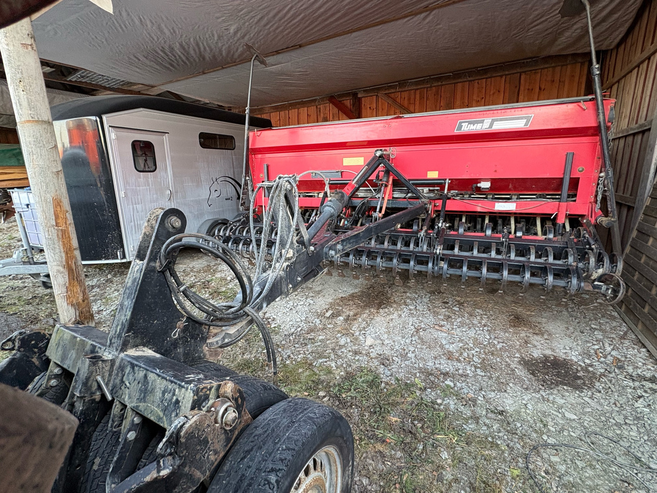 Tume HKL 4000 - Μηχανήματα σποράς: φωτογραφία 1 Tume HKL 4000 - Μηχανήματα σποράς: φωτογραφία 1