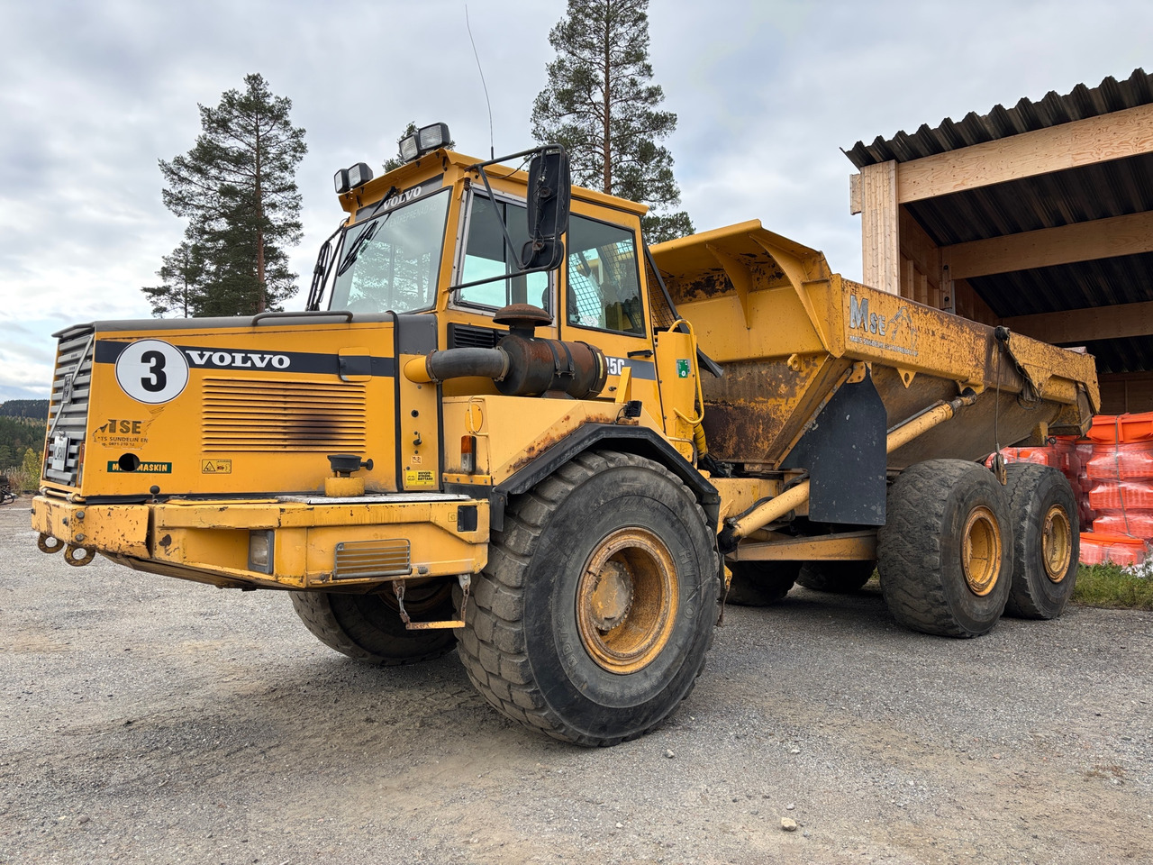 Volvo A25C - Ανατρεπόμενο όχημα: φωτογραφία 1 Volvo A25C - Ανατρεπόμενο όχημα: φωτογραφία 1