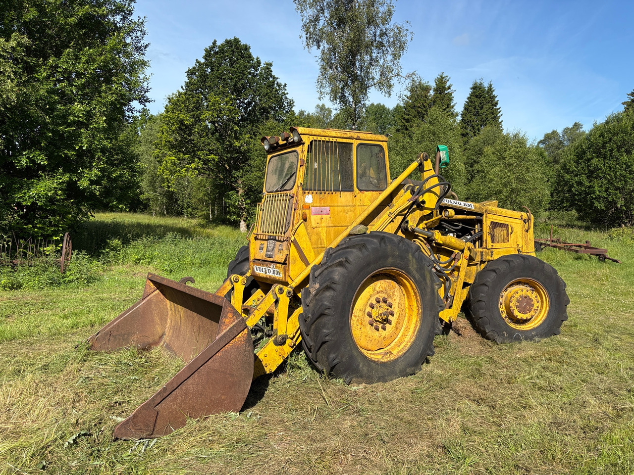 Volvo BM LM 840 - Ελαστιχοφόρος φορτωτής: φωτογραφία 1 Volvo BM LM 840 - Ελαστιχοφόρος φορτωτής: φωτογραφία 1