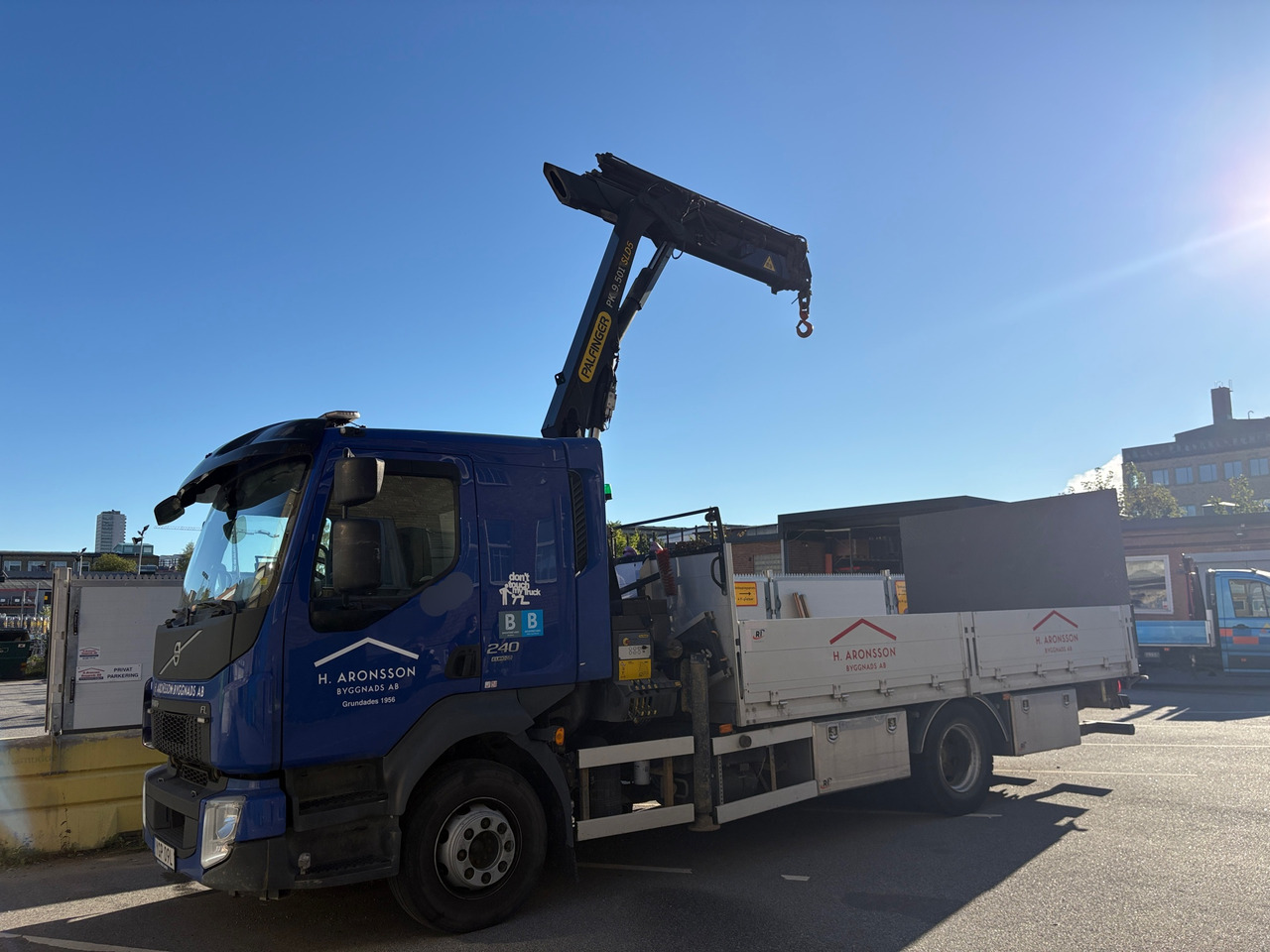 Volvo FL 240 Euro 6 - Φορτηγό με γερανό: φωτογραφία 1 Volvo FL 240 Euro 6 - Φορτηγό με γερανό: φωτογραφία 1