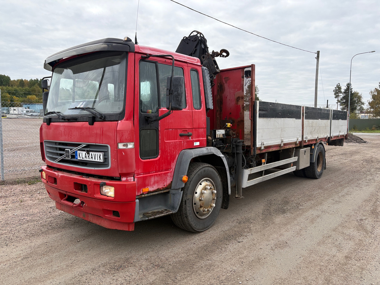 Volvo FL 618 - Φορτηγό με ανοιχτή καρότσα, Φορτηγό με γερανό: φωτογραφία 1 Volvo FL 618 - Φορτηγό με ανοιχτή καρότσα, Φορτηγό με γερανό: φωτογραφία 1