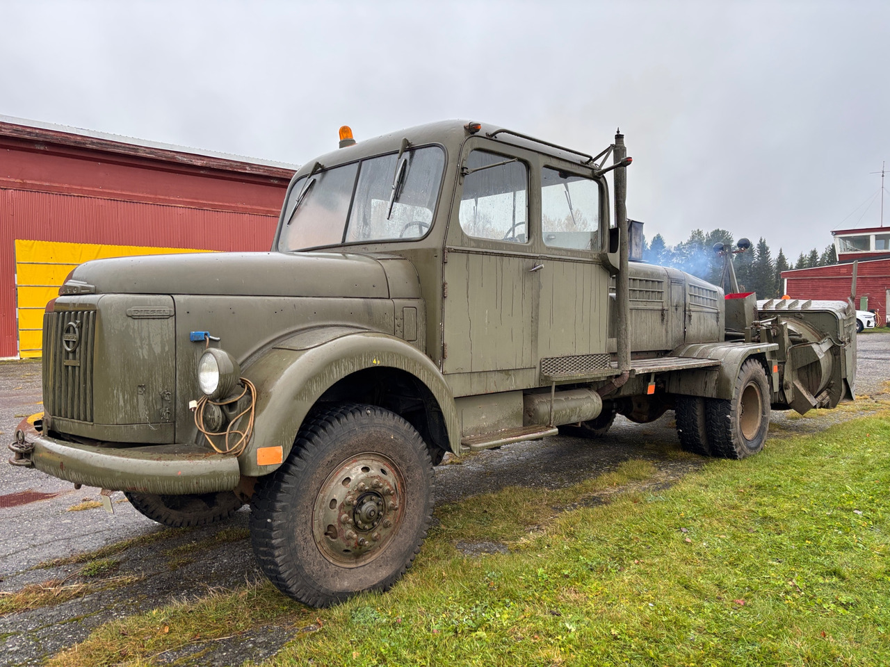 Volvo L 38545-A - Φορτηγό: φωτογραφία 1 Volvo L 38545-A - Φορτηγό: φωτογραφία 1