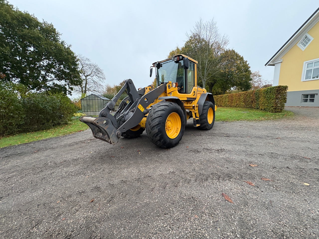 Volvo L60F - Ελαστιχοφόρος φορτωτής: φωτογραφία 1 Volvo L60F - Ελαστιχοφόρος φορτωτής: φωτογραφία 1