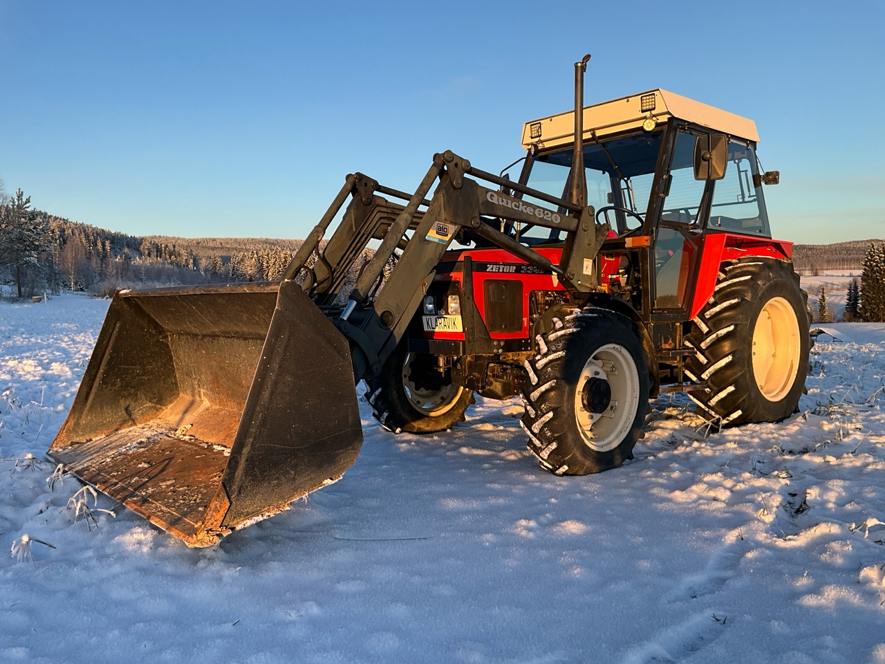 Zetor 3340 - Τρακτέρ: φωτογραφία 1 Zetor 3340 - Τρακτέρ: φωτογραφία 1