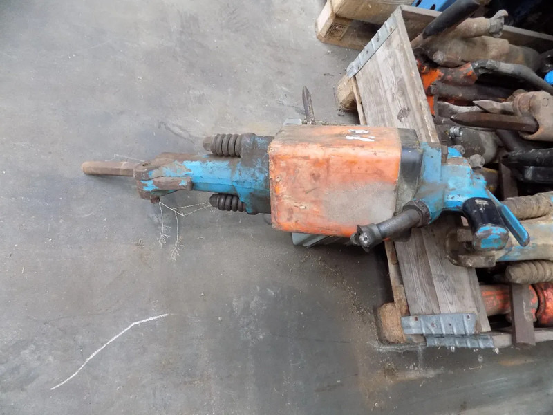 Atlas-Copco luchthamer breekhamer-luchthamer - Αεροσυμπιεστής: φωτογραφία 4 Atlas-Copco luchthamer breekhamer-luchthamer - Αεροσυμπιεστής: φωτογραφία 4