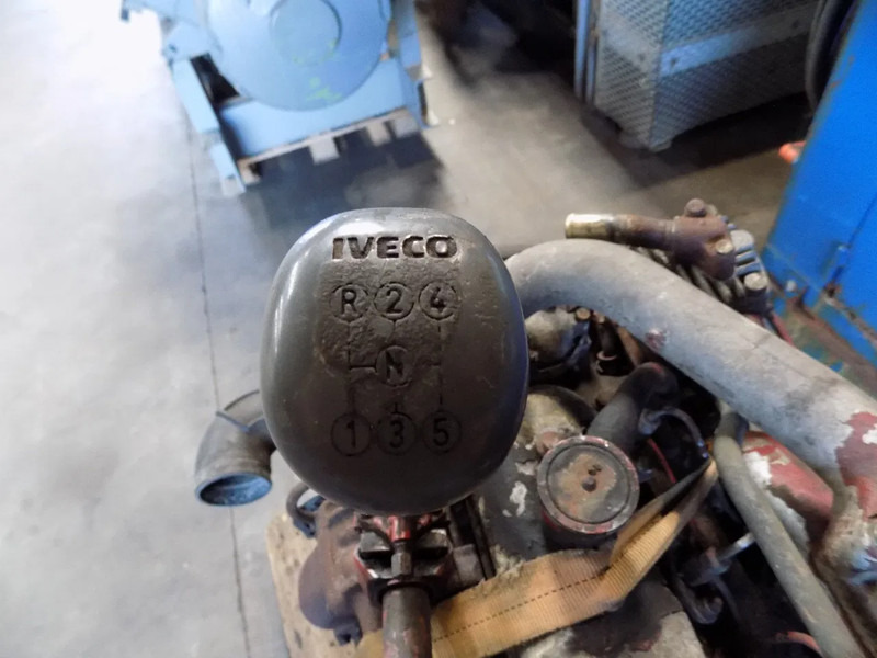Iveco Iveco 8061 motor met transmissie motor goed. en diverseonderdelen - Κινητήρας για Φορτηγό: φωτογραφία 4 Iveco Iveco 8061 motor met transmissie motor goed. en diverseonderdelen - Κινητήρας για Φορτηγό: φωτογραφία 4
