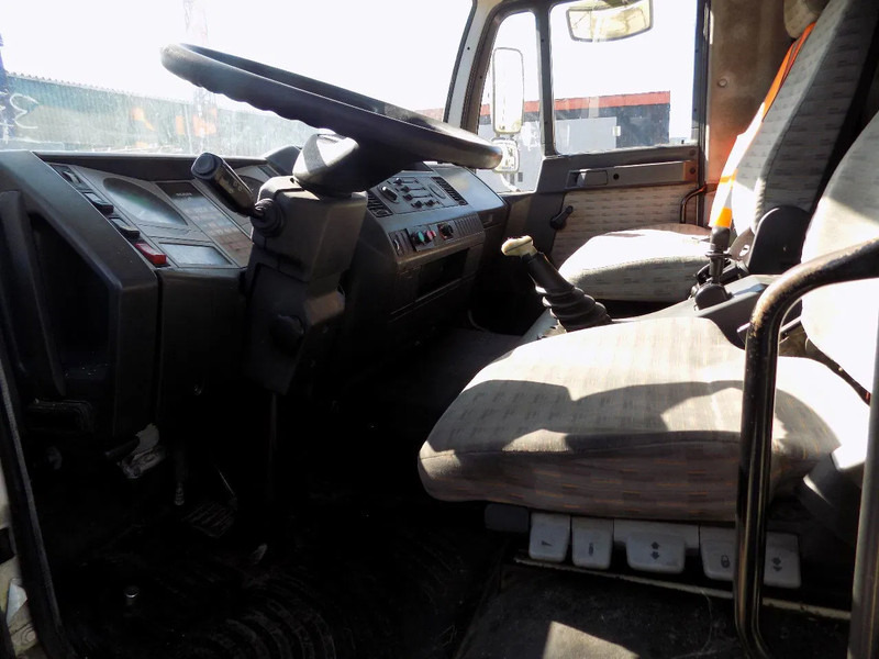 MAN 8.136 MAN 8.163 koel vrieswagen met laadklep - Φορτηγό ψυγείο: φωτογραφία 5 MAN 8.136 MAN 8.163 koel vrieswagen met laadklep - Φορτηγό ψυγείο: φωτογραφία 5