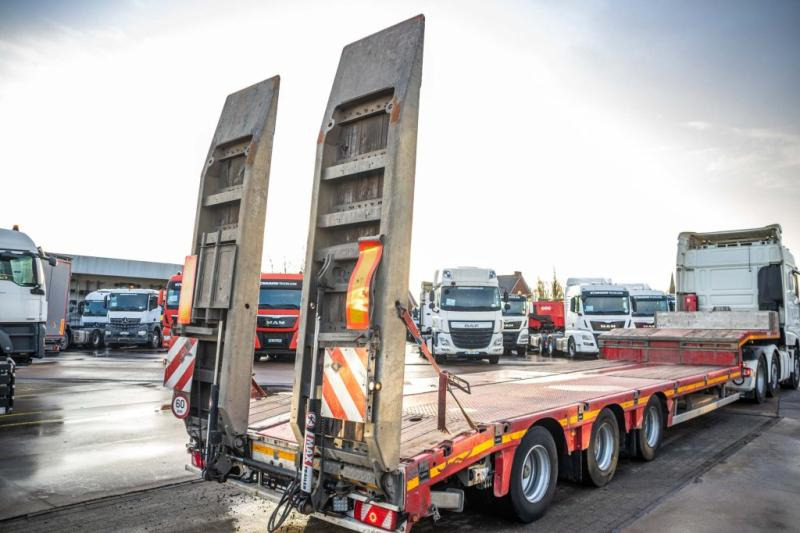 Faymonville MAXTRAILER- F-S43-1AAF- 49500 KG - Επικαθήμενο με χαμηλό δάπεδο: φωτογραφία 3 Faymonville MAXTRAILER- F-S43-1AAF- 49500 KG - Επικαθήμενο με χαμηλό δάπεδο: φωτογραφία 3
