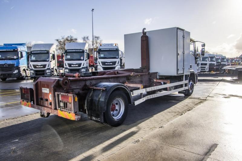 Iveco EUROCARGO 130E18 - Φορτηγό φόρτωσης γάντζου: φωτογραφία 5 Iveco EUROCARGO 130E18 - Φορτηγό φόρτωσης γάντζου: φωτογραφία 5