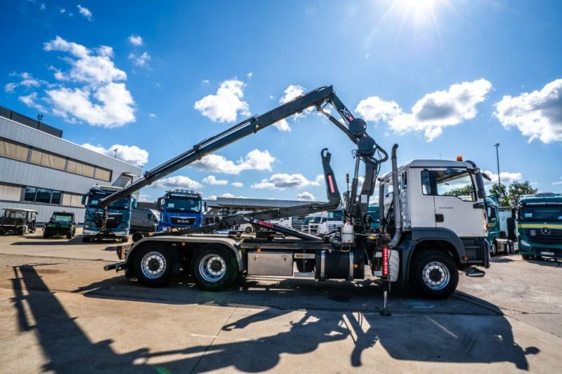 MAN TGA 26.320 BL -6X2-4+HIAB 122 E3 HIDUO - Φορτηγό φόρτωσης γάντζου, Φορτηγό με γερανό: φωτογραφία 3 MAN TGA 26.320 BL -6X2-4+HIAB 122 E3 HIDUO - Φορτηγό φόρτωσης γάντζου, Φορτηγό με γερανό: φωτογραφία 3