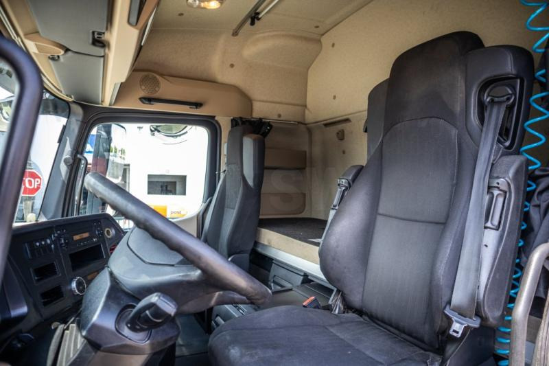 Interior photo 2: Τράκτορας Mercedes AROCS 1845 HAD + HYDR.