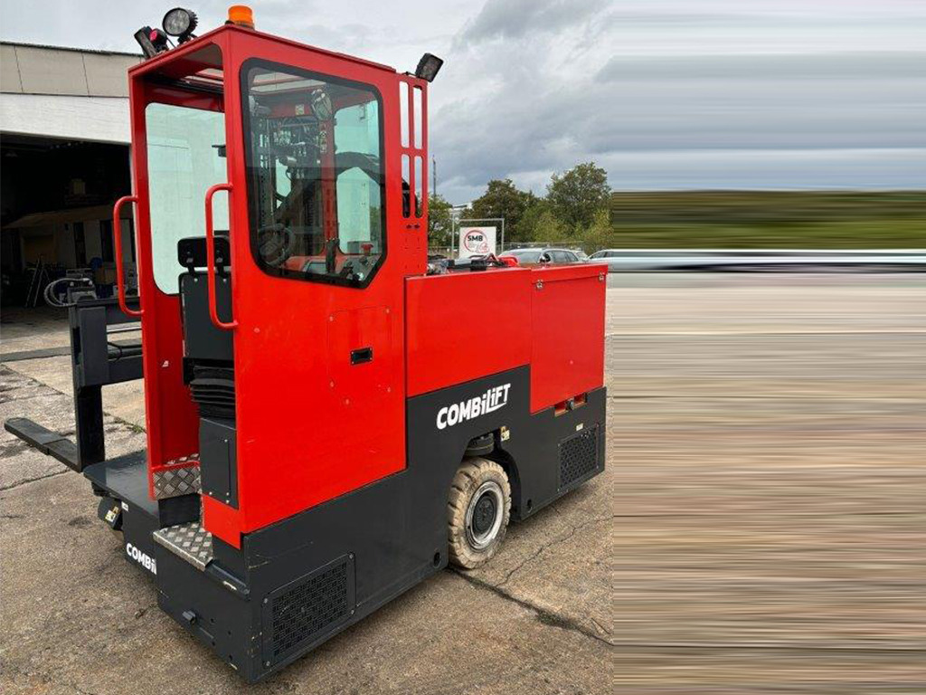 Combilift C3000 STE - TRIPLEX - 4-κίνητα ανυψωτικό στενών δρόμων: φωτογραφία 3 Combilift C3000 STE - TRIPLEX - 4-κίνητα ανυψωτικό στενών δρόμων: φωτογραφία 3