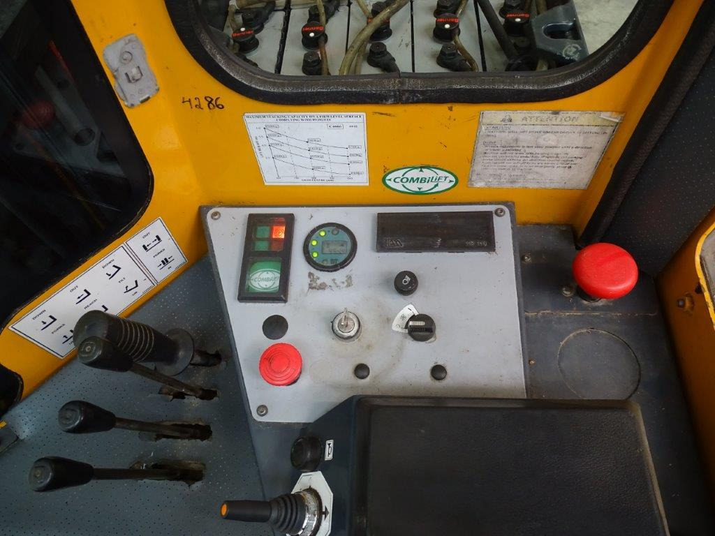 4-κίνητα ανυψωτικό στενών δρόμων Combilift C4000E - TRIPLEX: φωτογραφία 7