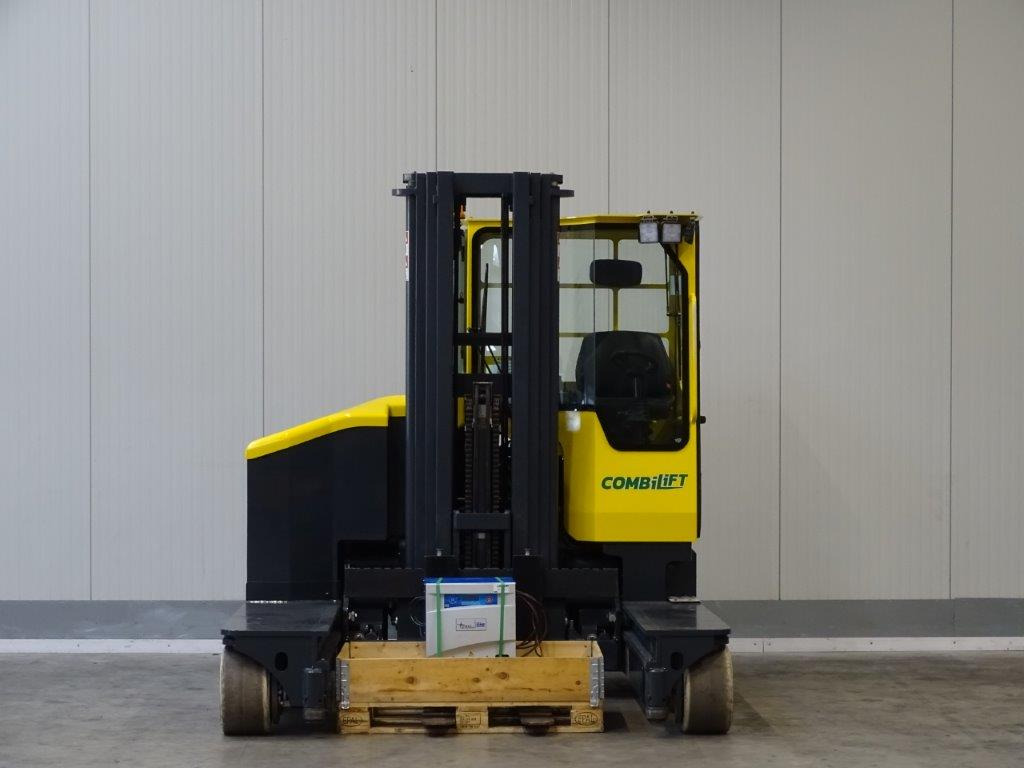 Combilift C4000ET - TRIPLEX - 4-κίνητα ανυψωτικό στενών δρόμων: φωτογραφία 2 Combilift C4000ET - TRIPLEX - 4-κίνητα ανυψωτικό στενών δρόμων: φωτογραφία 2