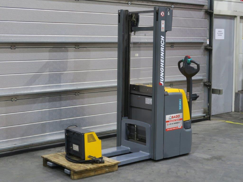 Jungheinrich EJC214 - Μηχάνημα στοίβαξης: φωτογραφία 2 Jungheinrich EJC214 - Μηχάνημα στοίβαξης: φωτογραφία 2