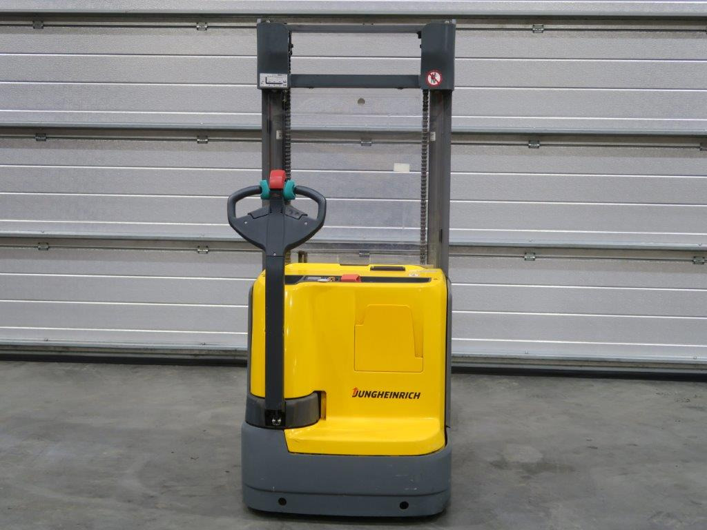 Jungheinrich EJC214 - Μηχάνημα στοίβαξης: φωτογραφία 3 Jungheinrich EJC214 - Μηχάνημα στοίβαξης: φωτογραφία 3