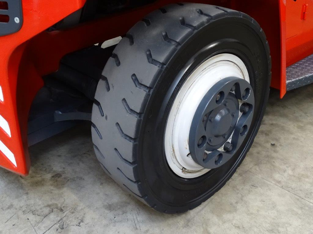 Kalmar DCE120-6 - Empty Containers Handler - Πετρελαιοκίνητο περονοφόρο: φωτογραφία 4 Kalmar DCE120-6 - Empty Containers Handler - Πετρελαιοκίνητο περονοφόρο: φωτογραφία 4