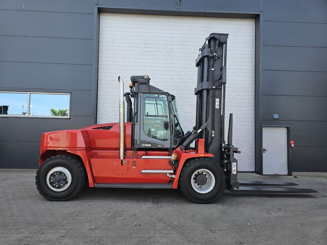 Kalmar DCG150-12 - Πετρελαιοκίνητο περονοφόρο: φωτογραφία 3 Kalmar DCG150-12 - Πετρελαιοκίνητο περονοφόρο: φωτογραφία 3