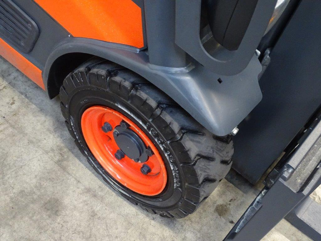 Linde E16P-02 - TRIPLEX - Ηλεκτροκίνητο περονοφόρο: φωτογραφία 2 Linde E16P-02 - TRIPLEX - Ηλεκτροκίνητο περονοφόρο: φωτογραφία 2