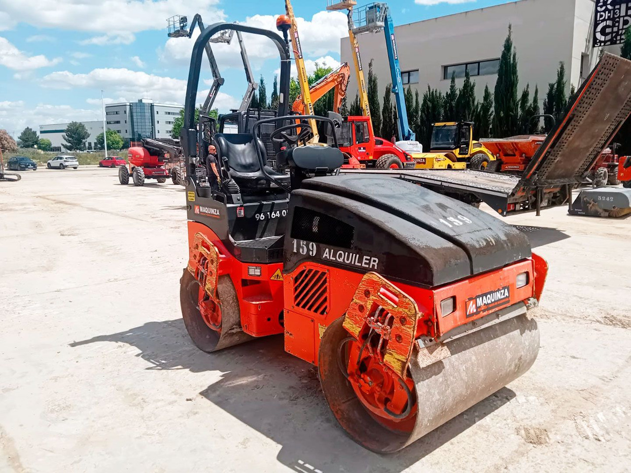 BOMAG BW120AD4 - Ασφαλτικός οδοστρωτήρας: φωτογραφία 1 BOMAG BW120AD4 - Ασφαλτικός οδοστρωτήρας: φωτογραφία 1
